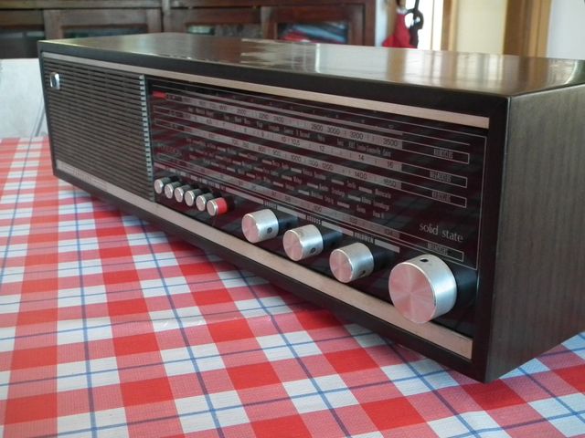 Radio Antigüa Poseidon Solid State