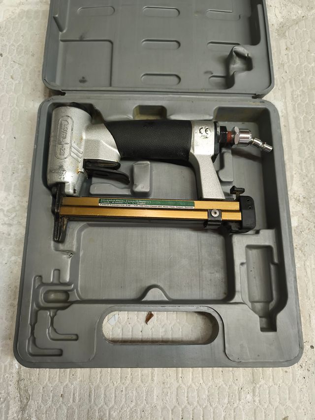 Grapadora Neumática EZFasten Profesional