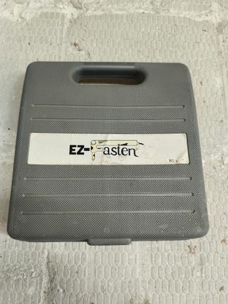 Grapadora Neumática EZFasten Profesional