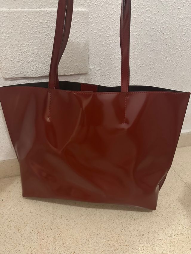 Bolso Bimba y Lola Rojo Charol Dorado