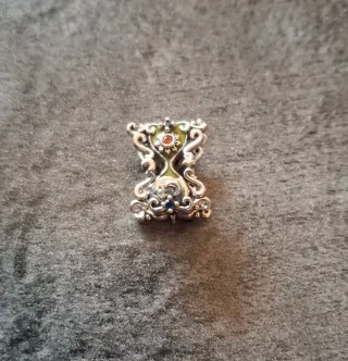 Charm Reloj de Arena con Piedras