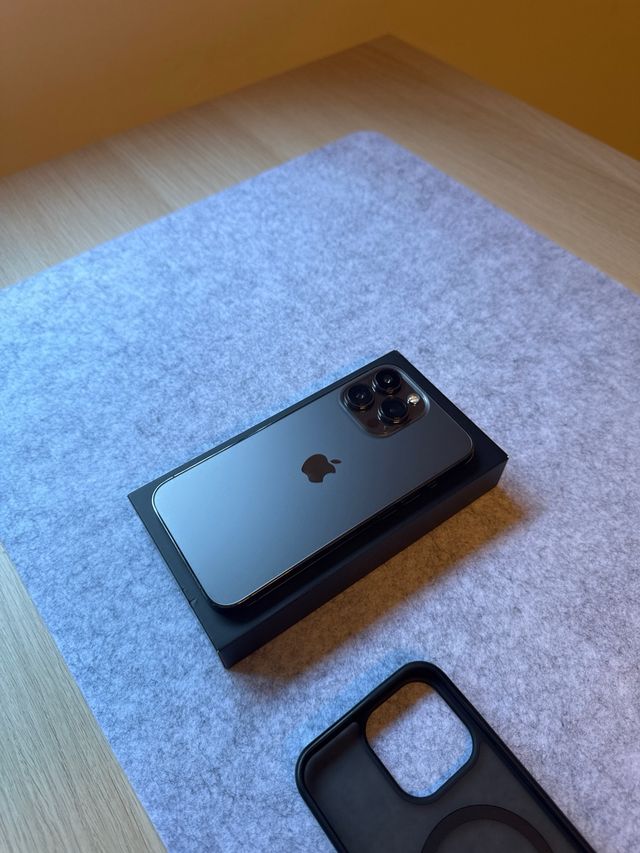 iPhone 13 Pro Gris Espacial
