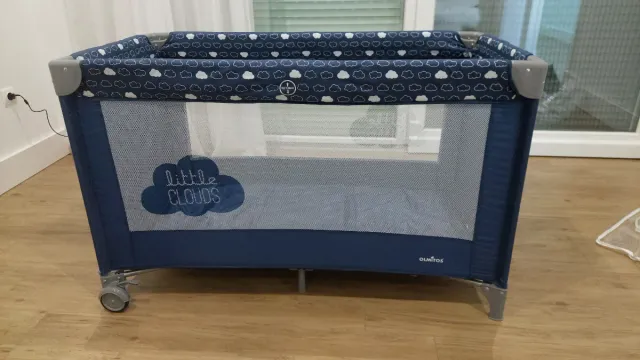 Cuna de viaje Olmitos y colchón