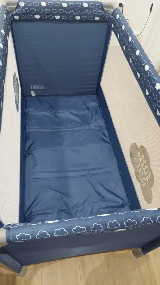 Cuna de viaje Olmitos y colchón