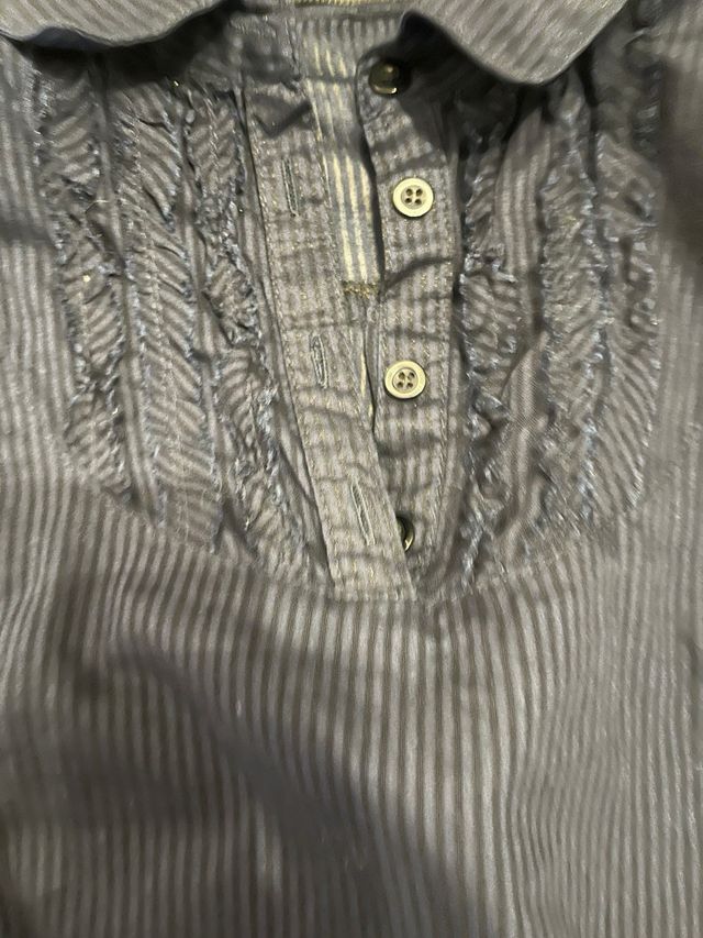 Blusa semitransparente azul marino