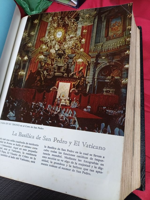 Antigua Biblia 1950 Tapa Negra Cruz Roja