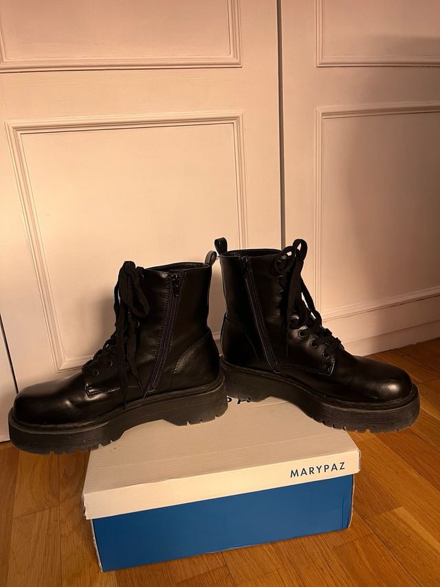 Botas militares Marypaz mujer negras cuero