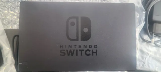 Nintendo Switch Negra/Roja Completa