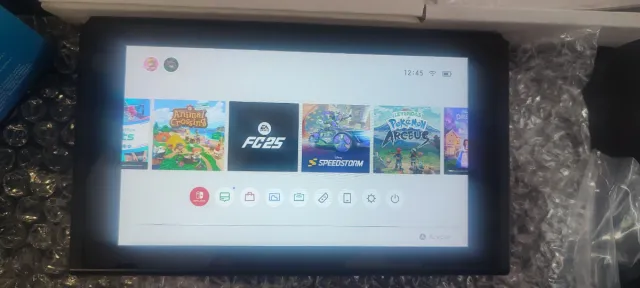 Nintendo Switch Negra/Roja Completa