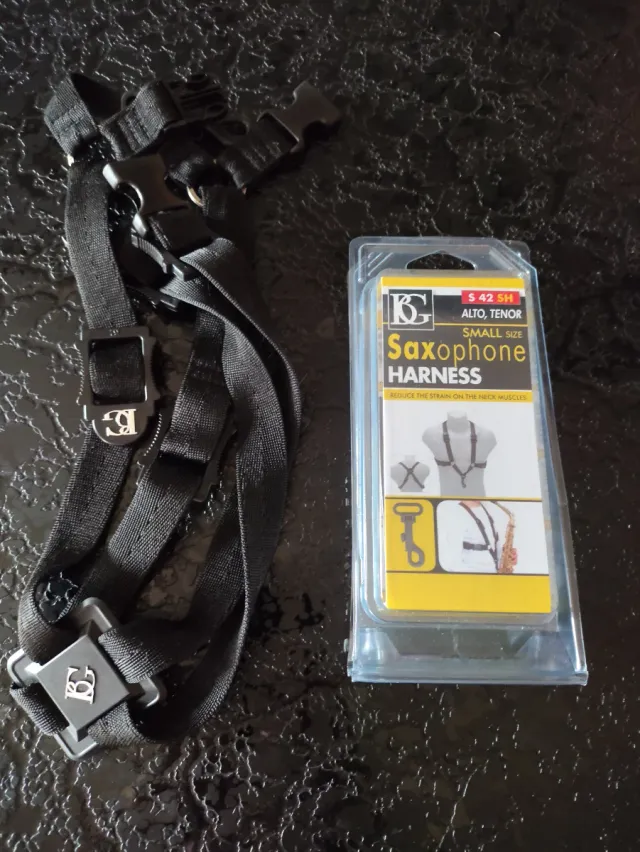 Arnés BG para saxo alto