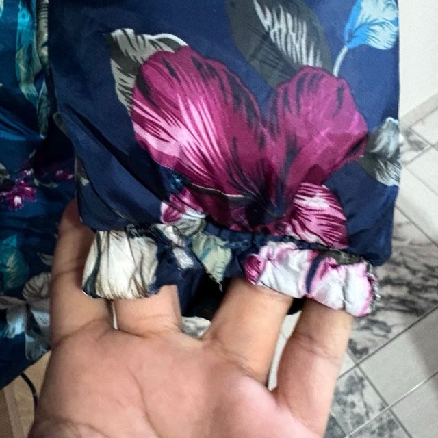 Chaqueta floral poliéster chica