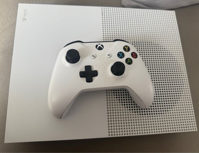Xbox One S 1TB Blanca con mando