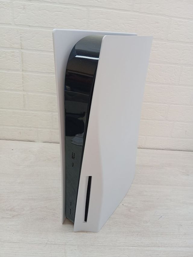 Sony PlayStation 5 825 Gb