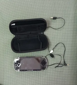 Consola PSP Sony Negra + juegos