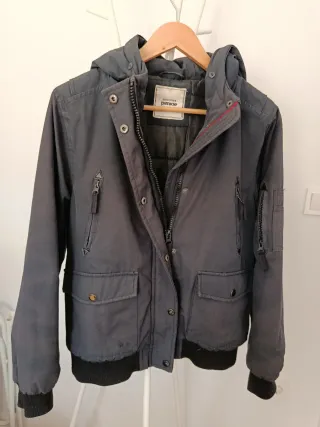 Chaqueta Pimkie azul marino con capucha