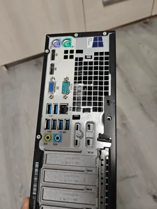 4 Unidades HP EliteDesk 800 G2 SFF i5 6ª Gen