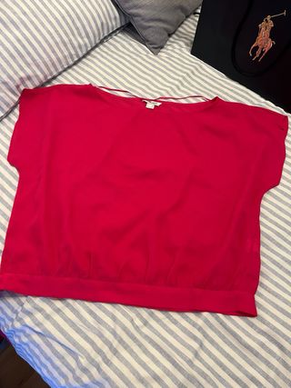 Blusa con lazada fucsia