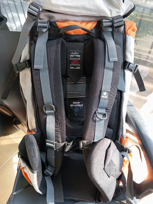 Mochila Deuter Aircontact 60+10 SL Naranja