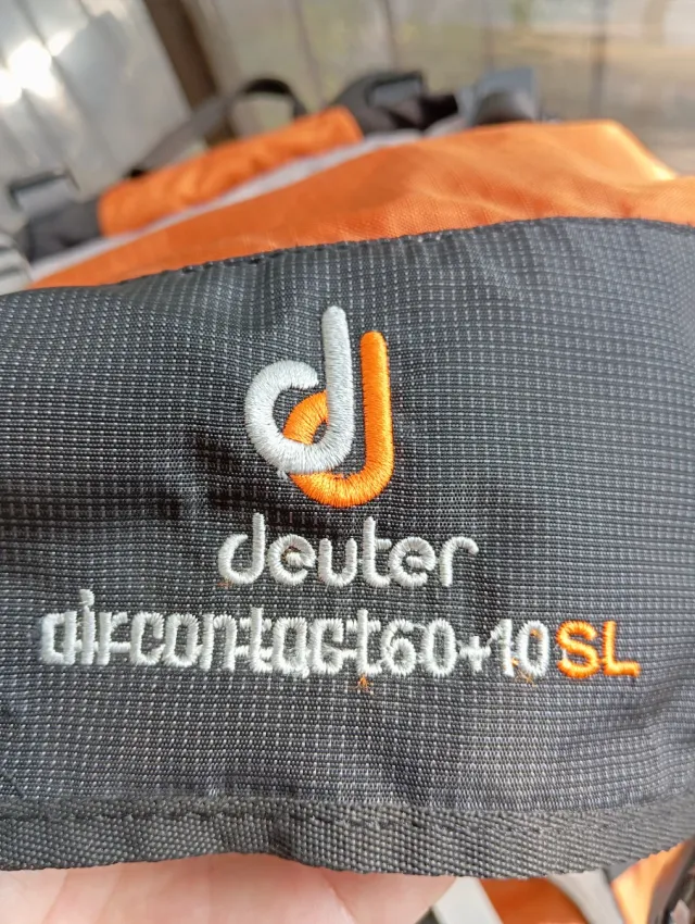 Mochila Deuter Aircontact 60+10 SL Naranja