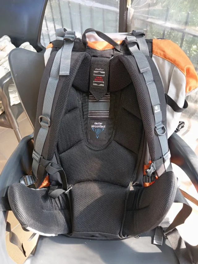 Mochila Deuter Aircontact 60+10 SL Naranja