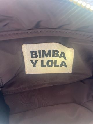 Bolso bandolera pequeñoBIMBA Y LOLA negro y dorado