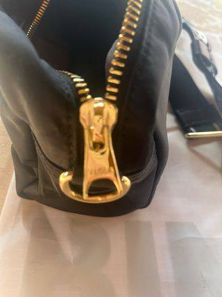 Bolso bandolera pequeñoBIMBA Y LOLA negro y dorado