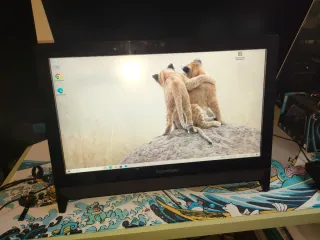 Ordenador All in One Lenovo Negro