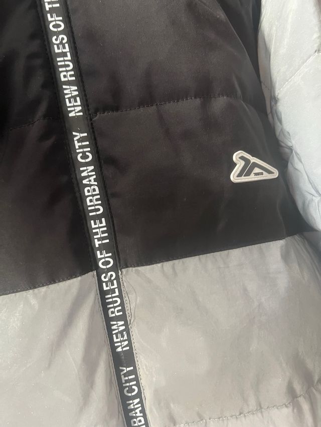 Chaqueta Tenzh reflectante negra y gris