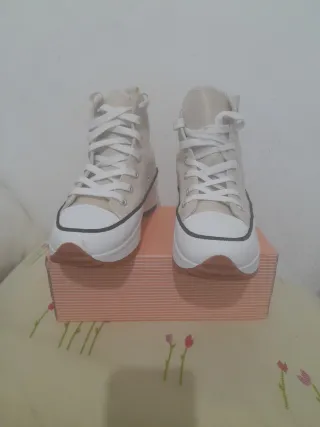 Bambas beige y blancas