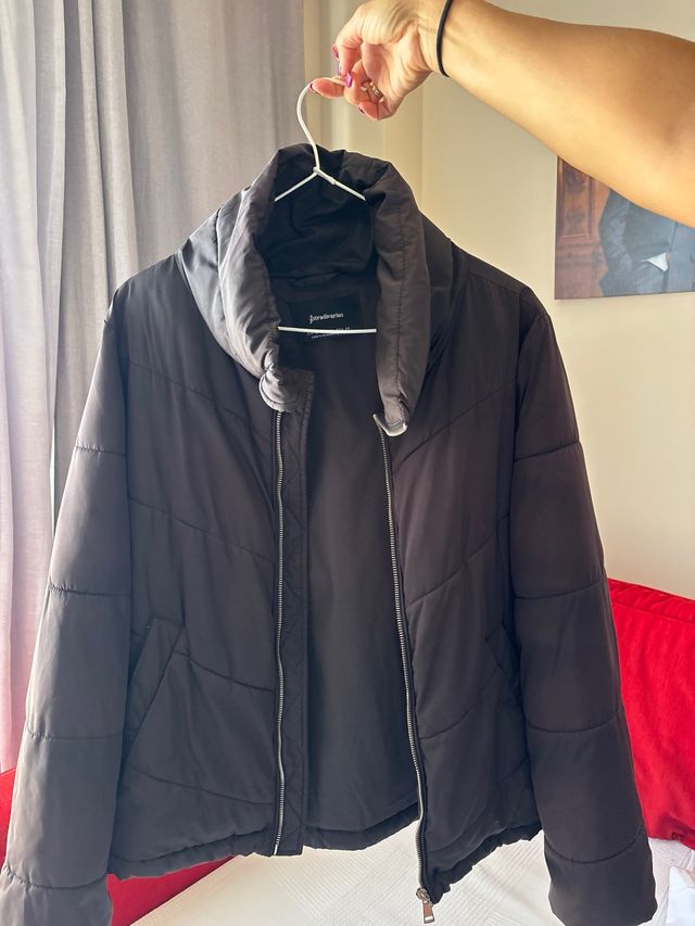 Chaquetón Stradivarius Negra Talla M