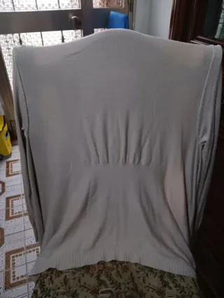 Copri maglione beige