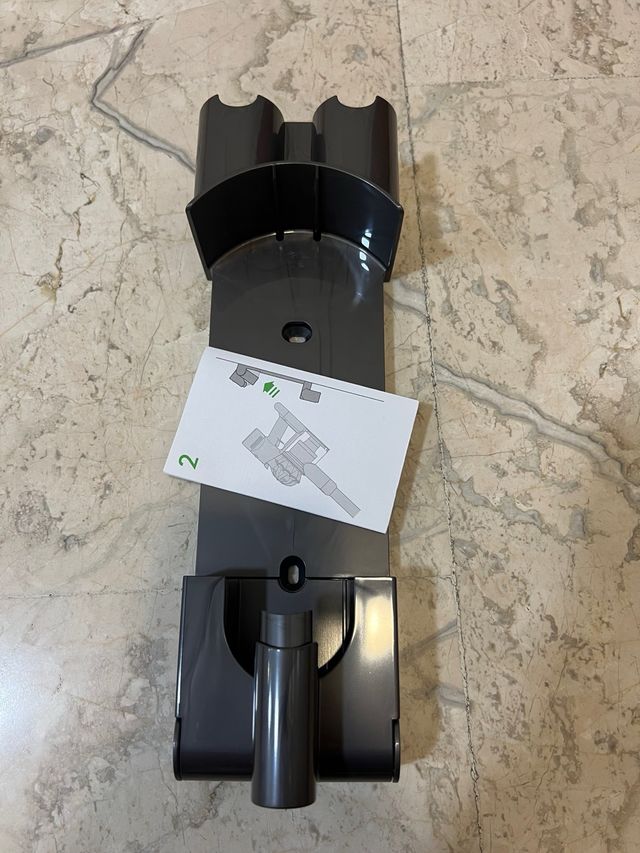 Soporte pared Dyson V8