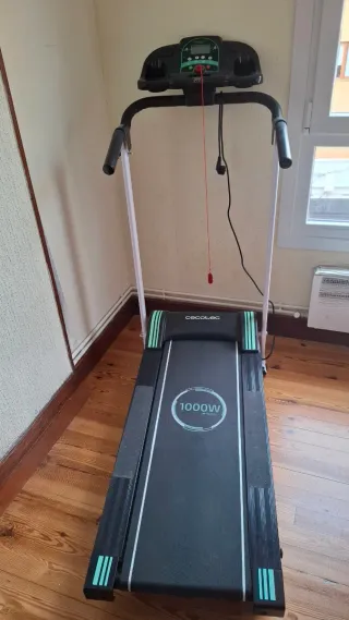 Cinta de correr Cecotec 1000W