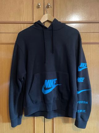 Sudadera Nike Negra con Logo Azul. Original