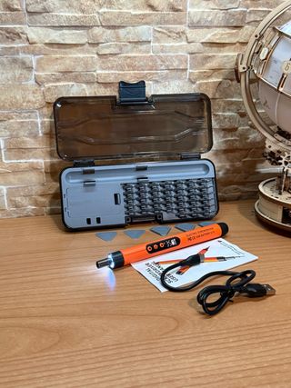 Avvitatore Elettrico con Kit Inserti