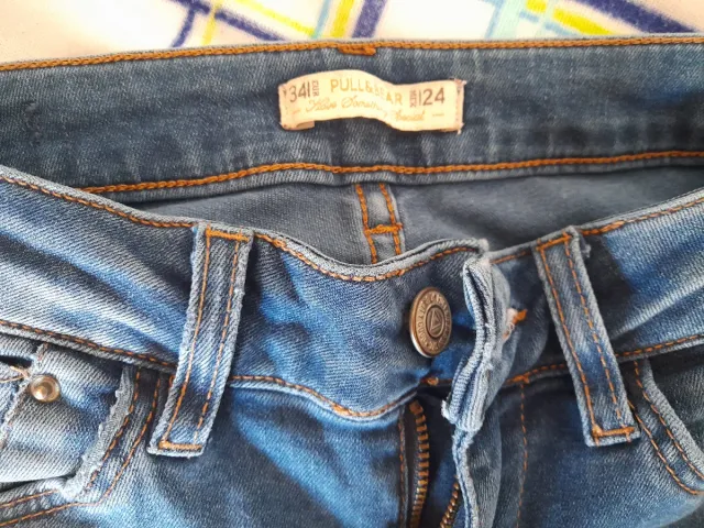 Lote de 4 vaqueros de marcas diferentes