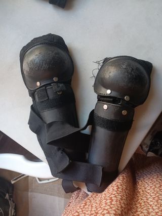 Espinilleras rodillera moto patín