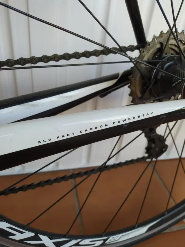 Bicicleta carretera Specialized Carbono Roubaix 