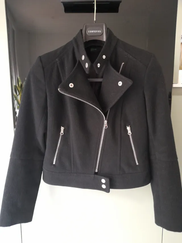 Cazadora Benetton Negra