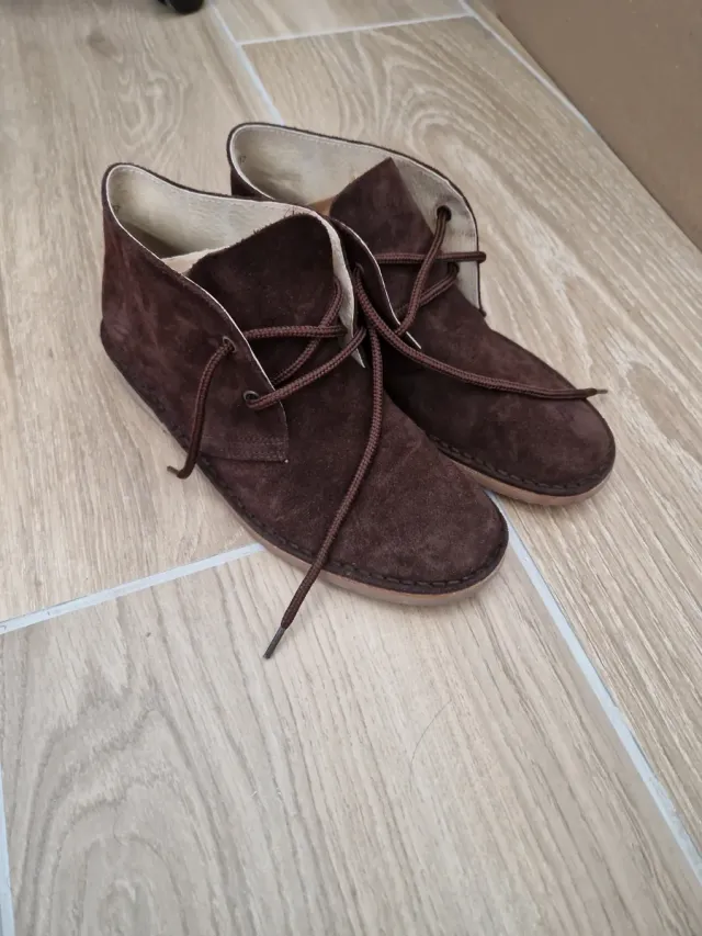 Botas niño ante marrón talla 37