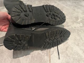 Botas altas IT Shoes negras con cordones