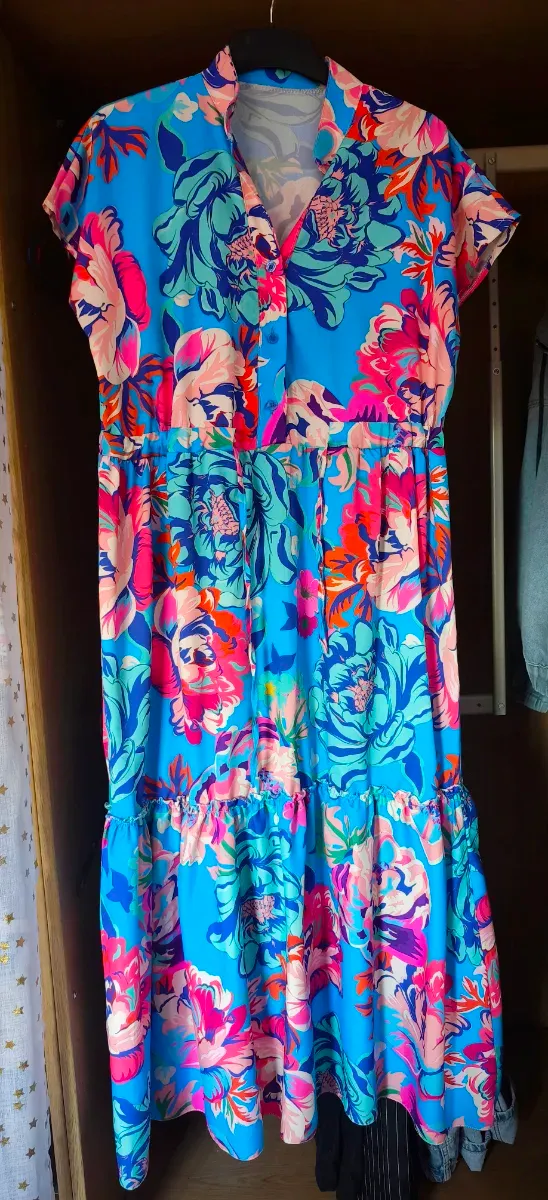 Vestido midi estampado floral AJUSTABLE
