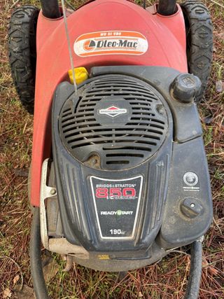 Desbrozadora Oleo-Mac 190cc 3 Ruedas