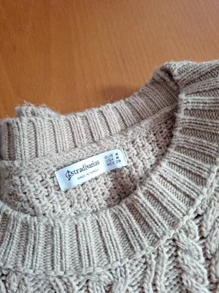 Jersey Stradivarius beige talla M