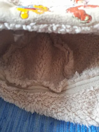 Gorro de invierno infantil Winnie the Pooh