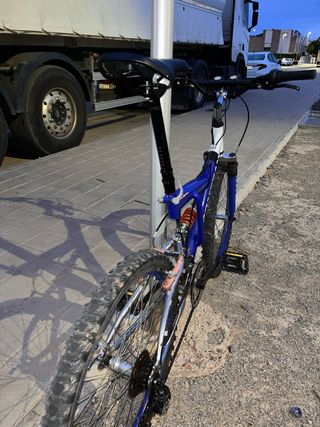 Bicicleta Boomerang MTB doble suspensión