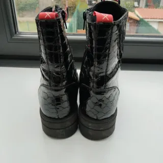 Botas mujer charol efecto piel reptil n*38