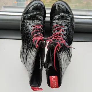 Botas mujer charol efecto piel reptil n*38