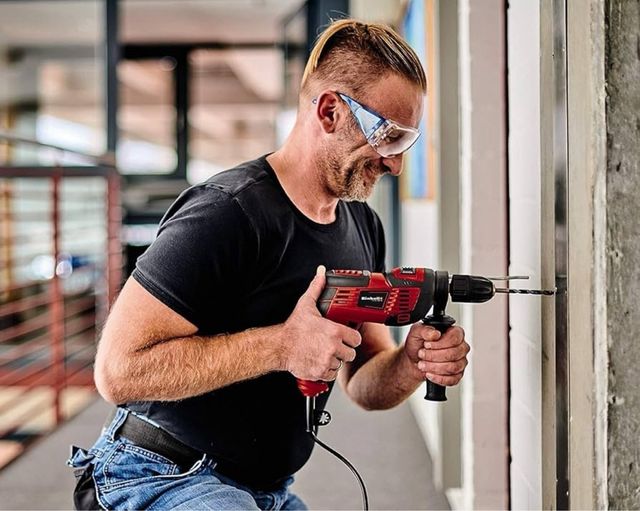 Taladro Percutor Einhell TC-ID 720/1E + Brocas