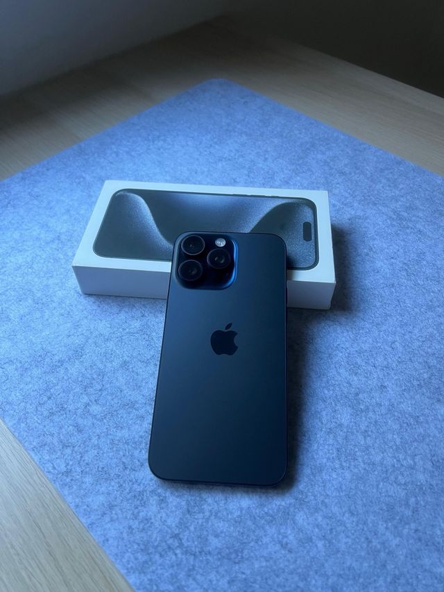 iPhone 15 Pro Max Azul 